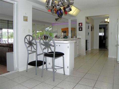 Single Family Residence in Hollywood FL 3123 Liberty St St 7.jpg