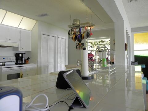 Single Family Residence in Hollywood FL 3123 Liberty St St 21.jpg