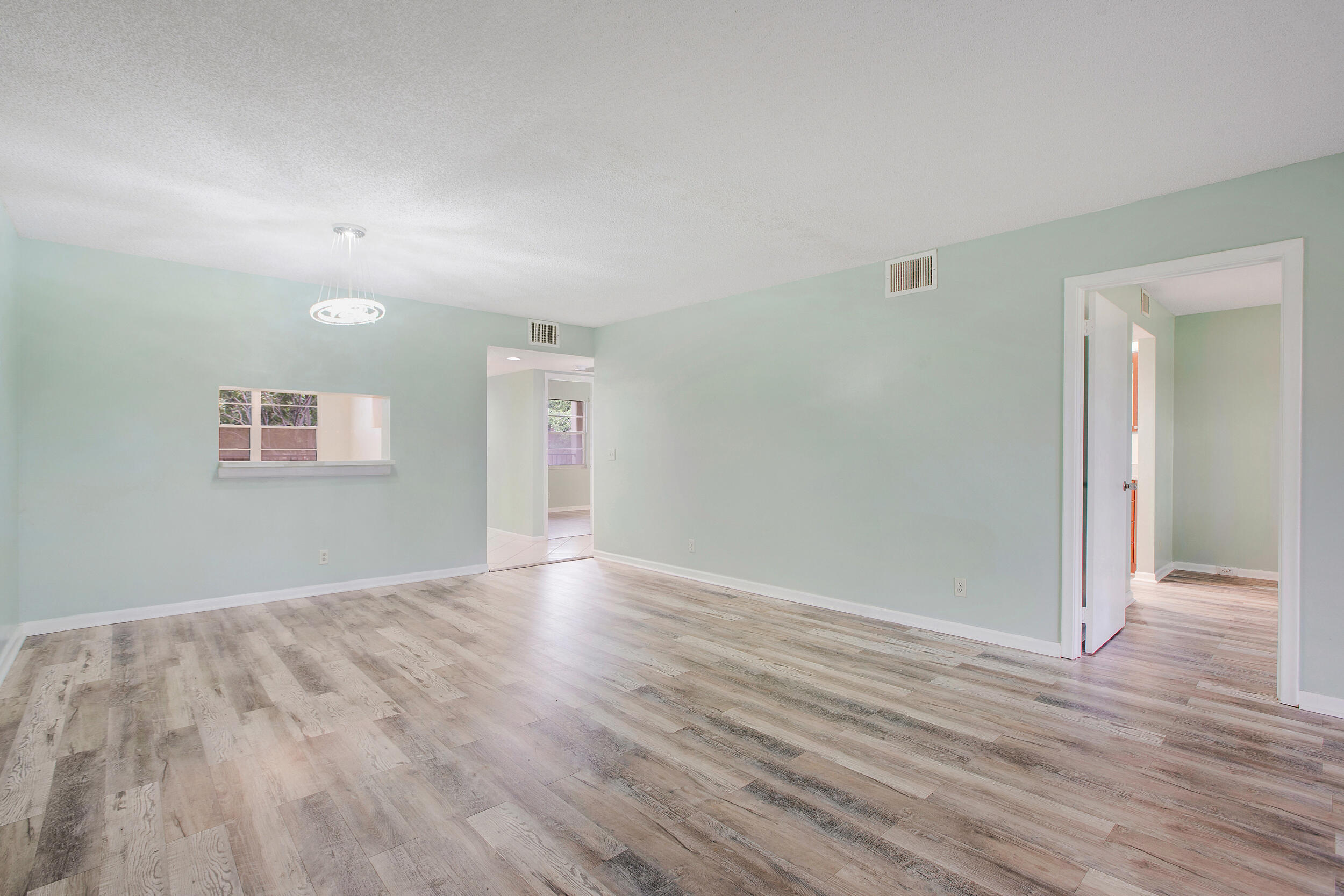 12800 SW 7th 206g
