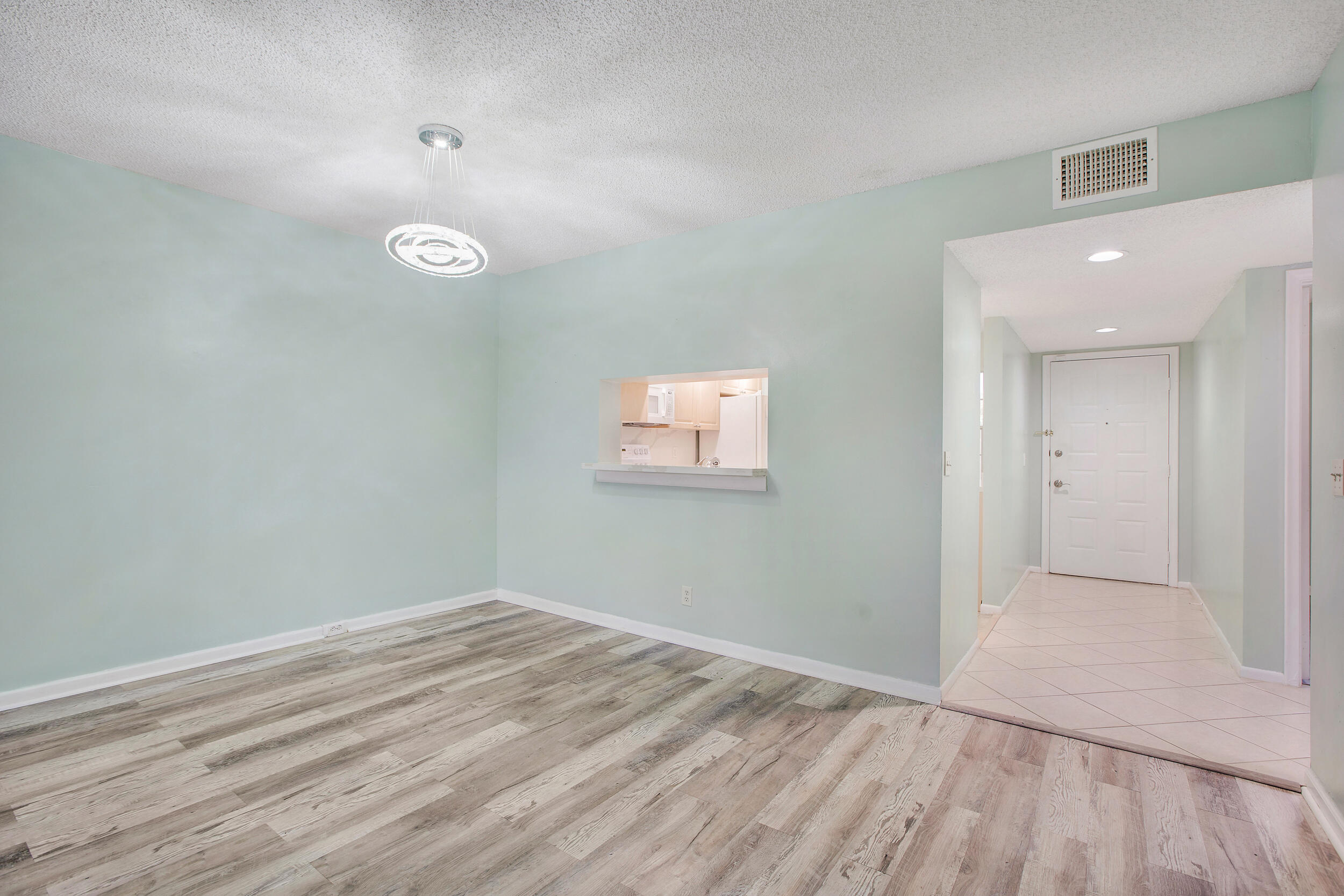 12800 SW 7th 206g