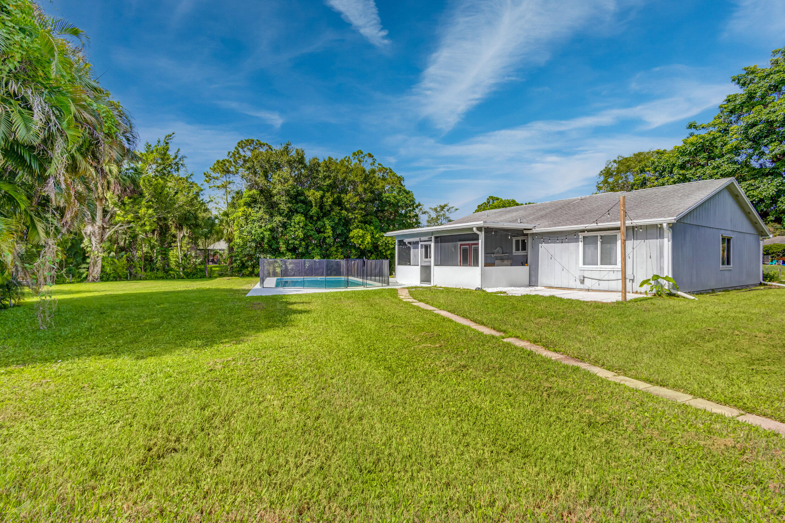 Palm Beach Country Estates - Residential