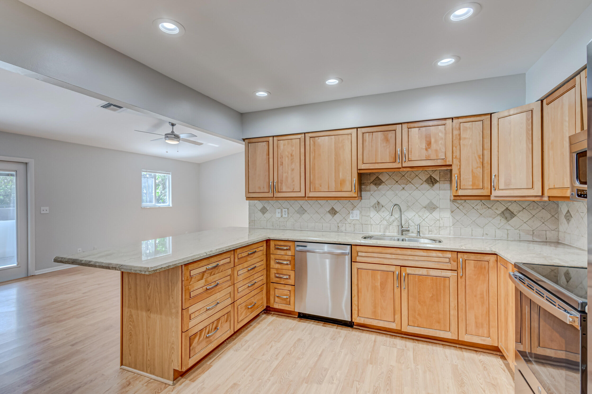 Palm Beach Country Estates - Residential