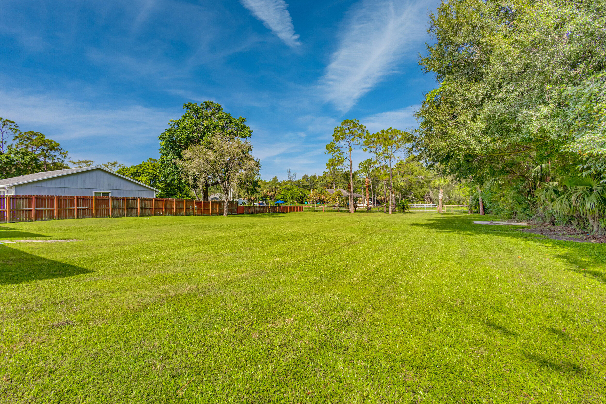 Palm Beach Country Estates - Residential