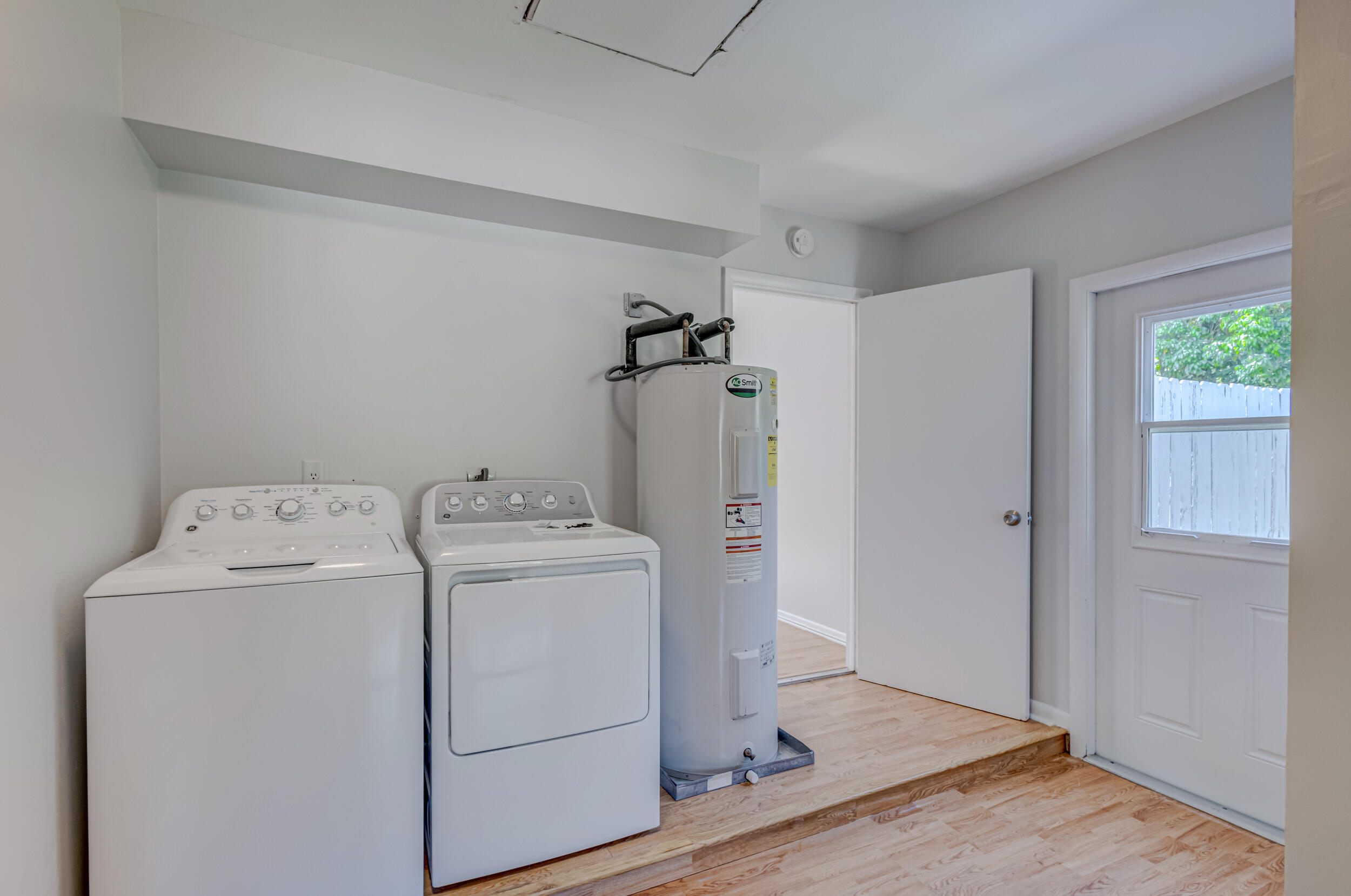 Palm Beach Country Estates - Residential