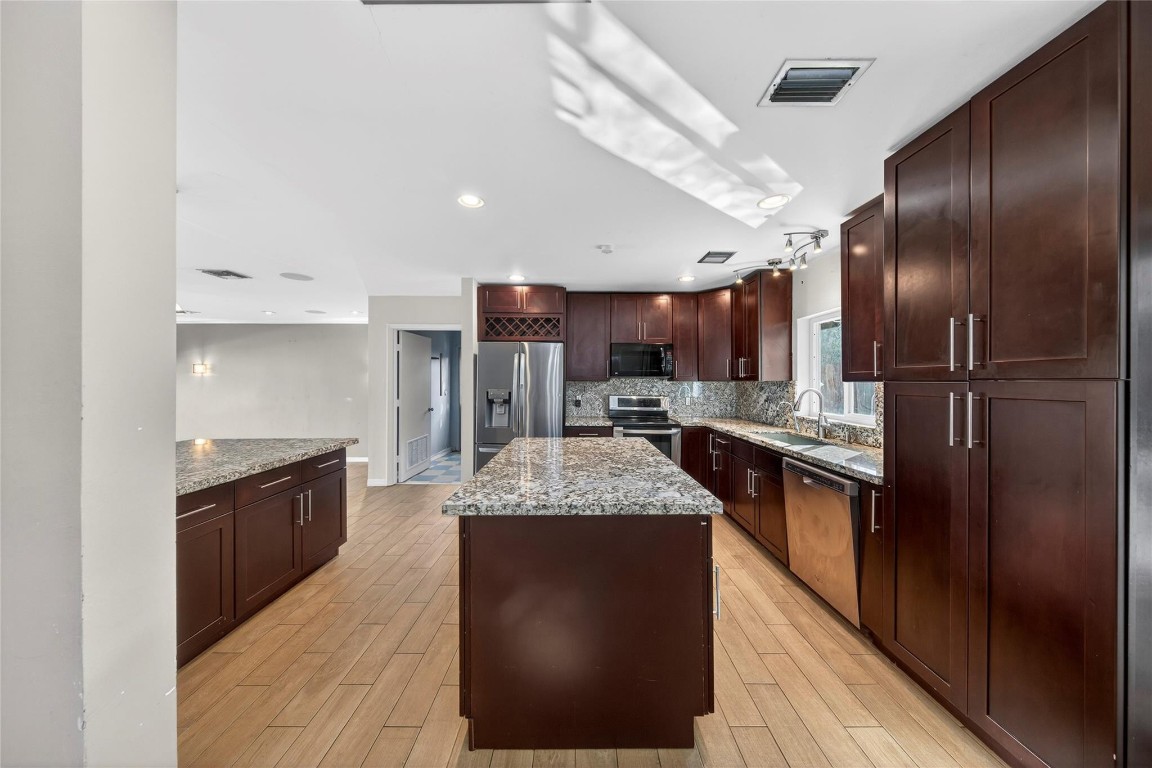 PALM-AIRE VILLAGE SECTION - Residential