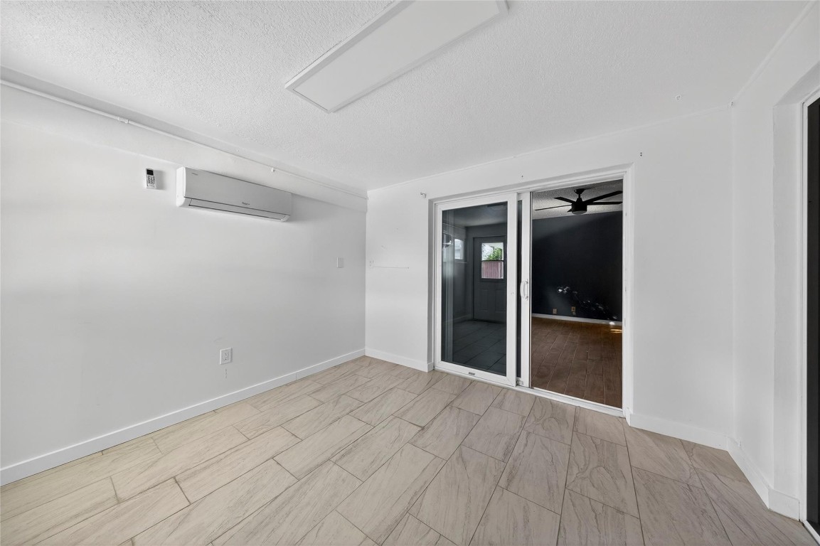 PALM-AIRE VILLAGE SECTION - Residential