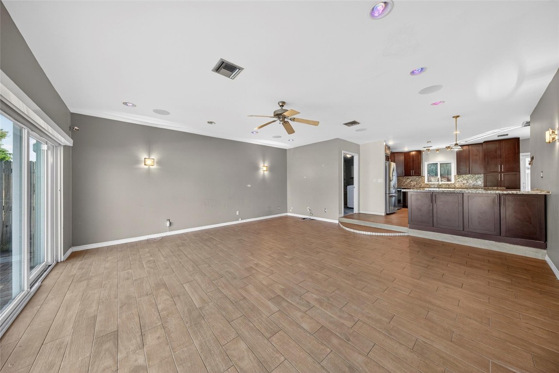 PALM-AIRE VILLAGE SECTION - Residential