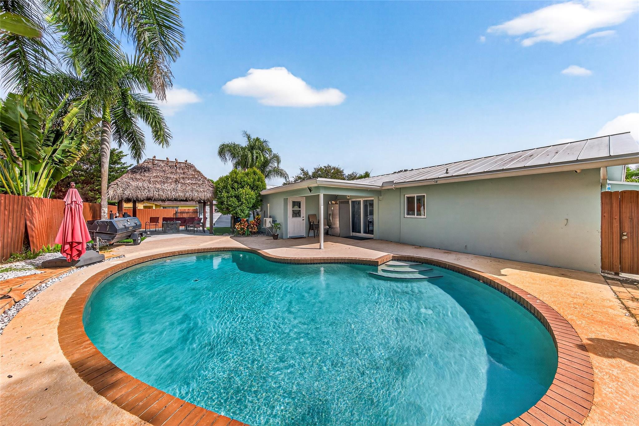 View photos, virtual tours, details... 6847 NW 27TH WAY