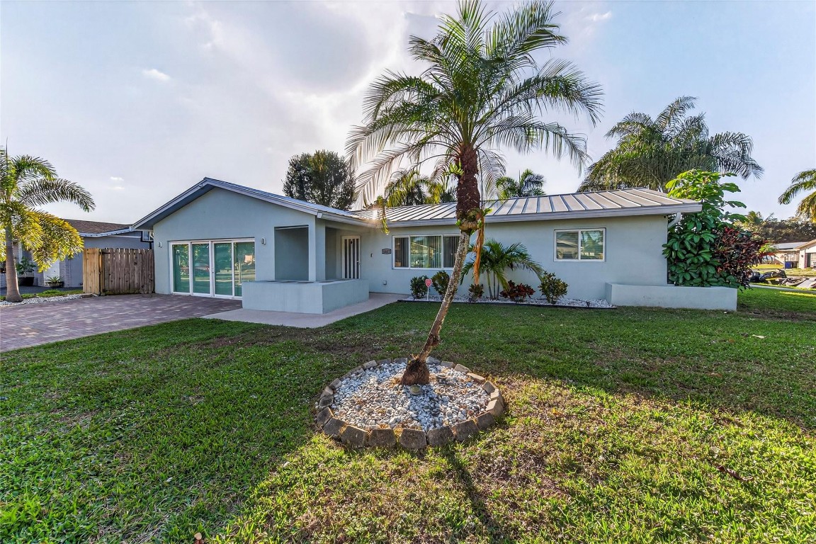 PALM-AIRE VILLAGE SECTION - Residential