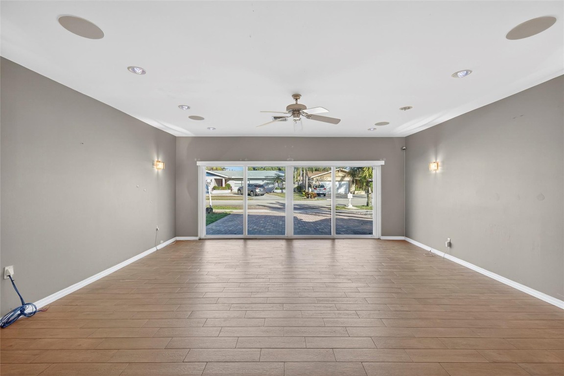 PALM-AIRE VILLAGE SECTION - Residential