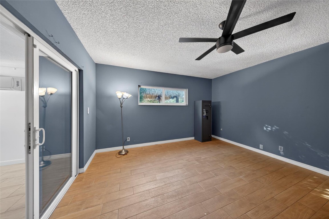 PALM-AIRE VILLAGE SECTION - Residential