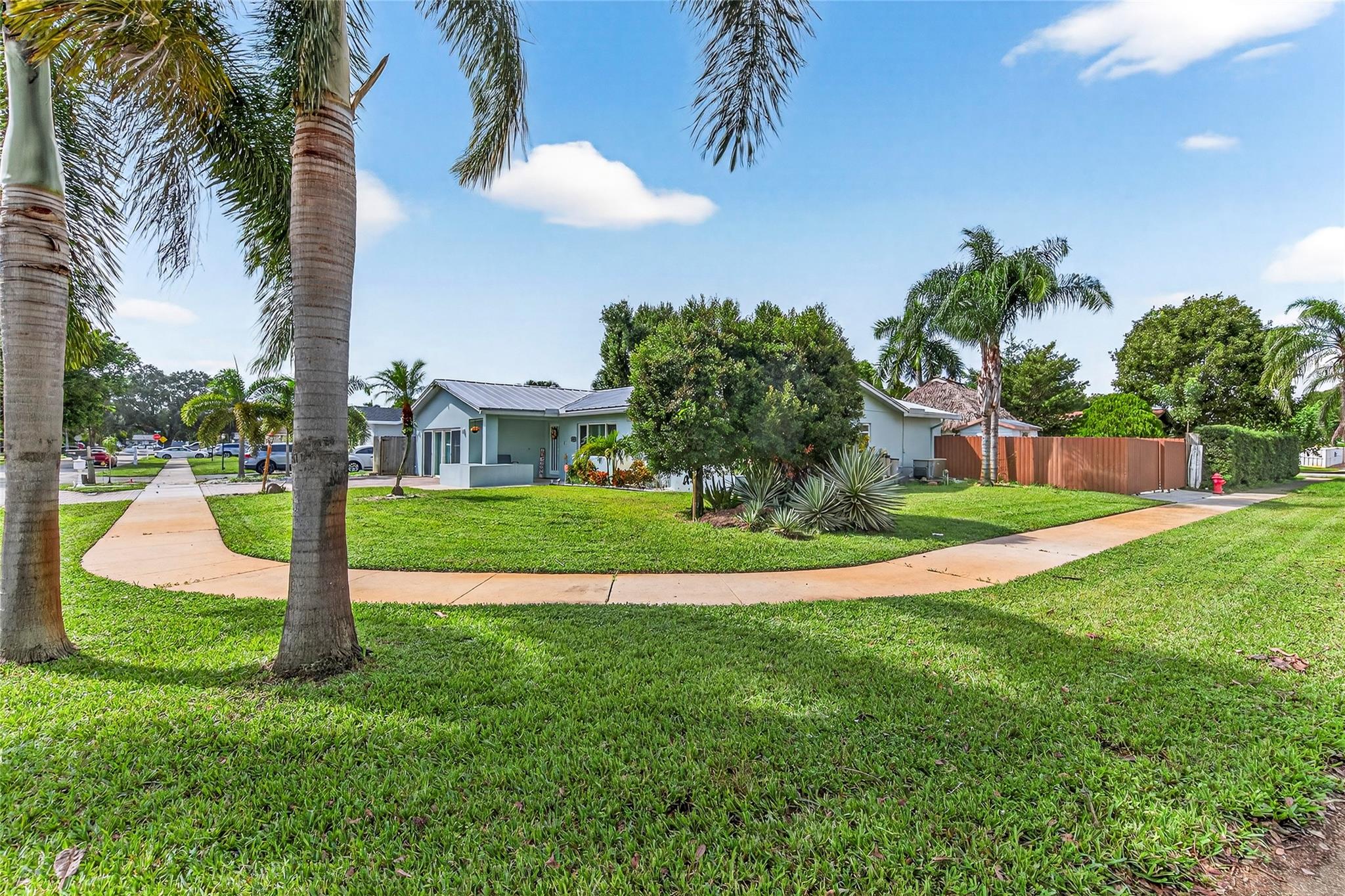 View photos, virtual tours, details... 6847 NW 27TH WAY