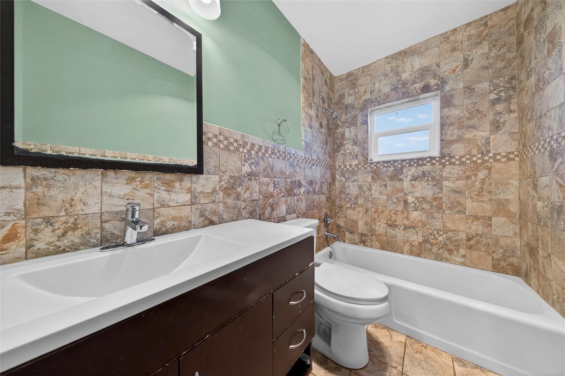 PALM-AIRE VILLAGE SECTION - Residential