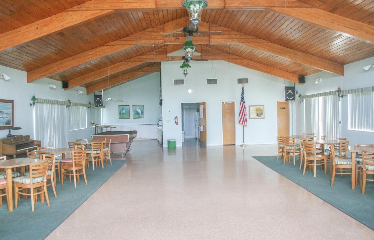 LAKESIDE POINT APT 1 CONDO - Residential