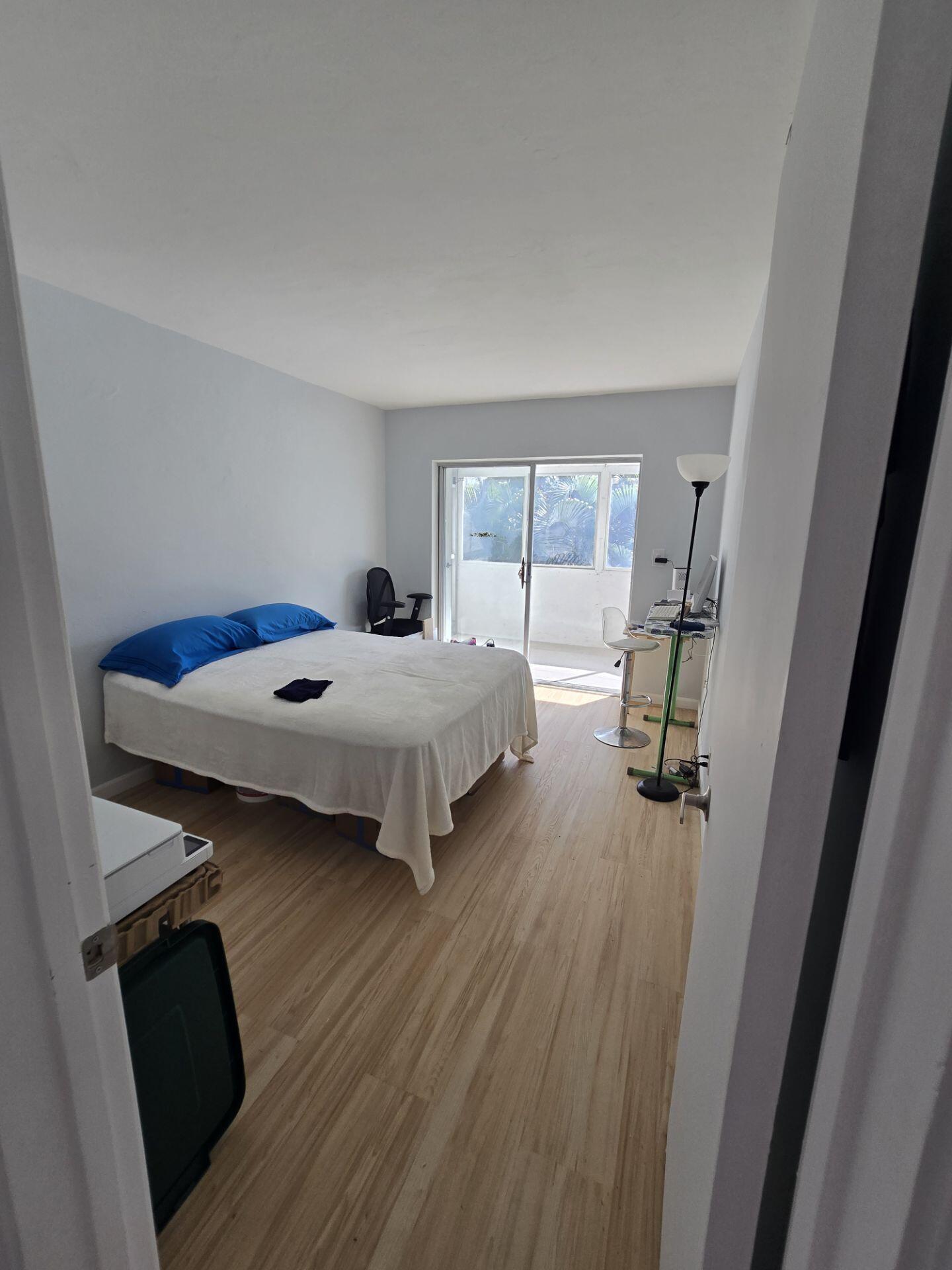 LAKESIDE POINT APT 1 CONDO - Residential