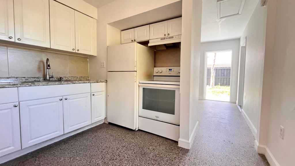 Photo of 1325 S L Street #Unit 2, Lake Worth Beach, FL 33460 (MLS # B26022094)