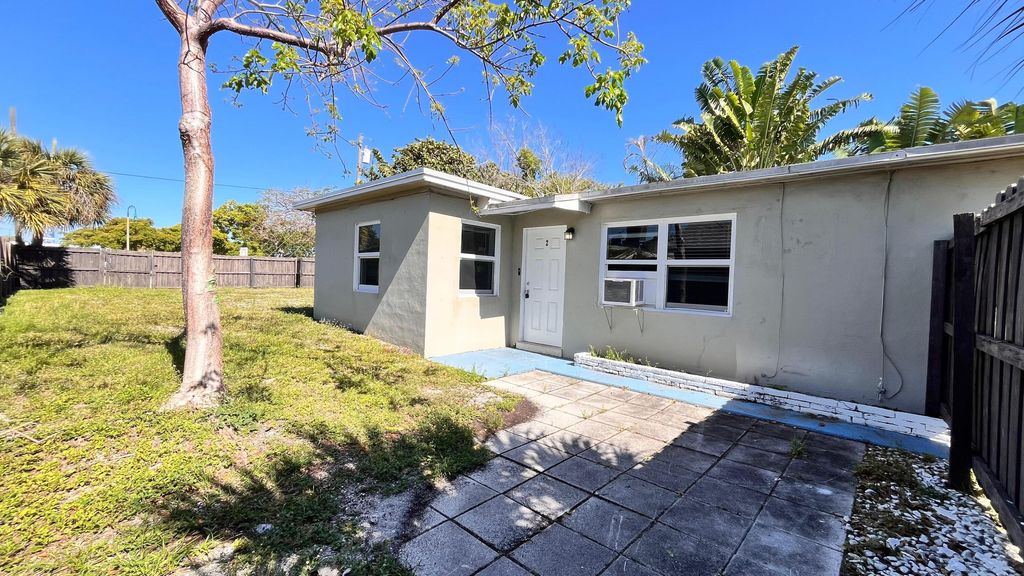 Photo of 1325 S L Street #Unit 2, Lake Worth Beach, FL 33460 (MLS # B26022094)