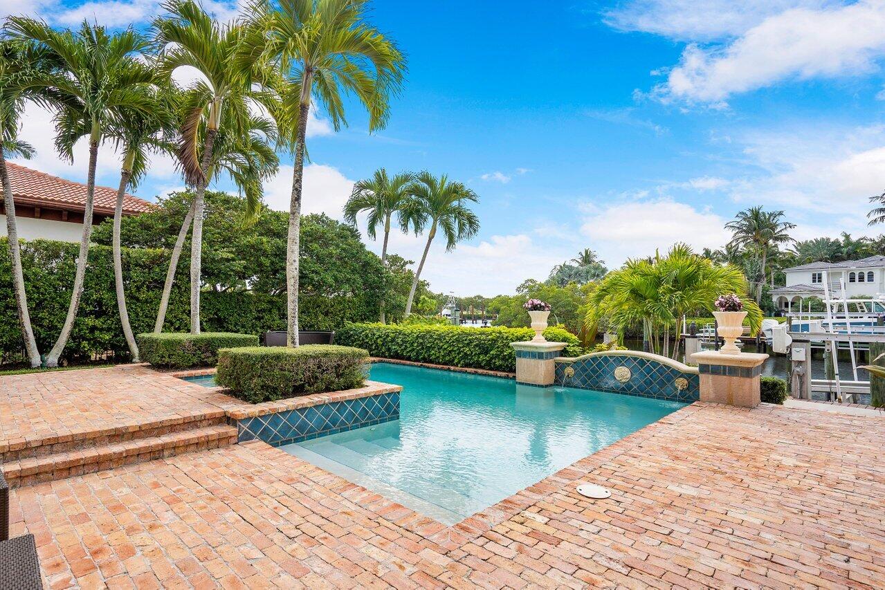 HARBOUR ISLES - Residential