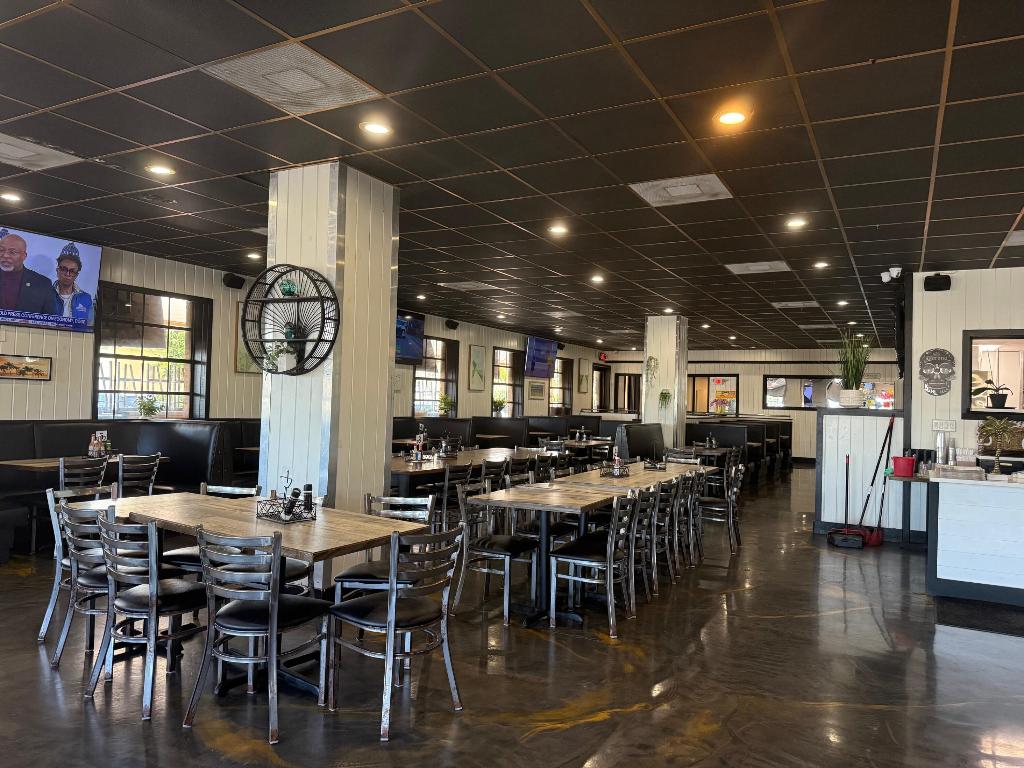 2161 Palm Beach Lakes Boulevard 105