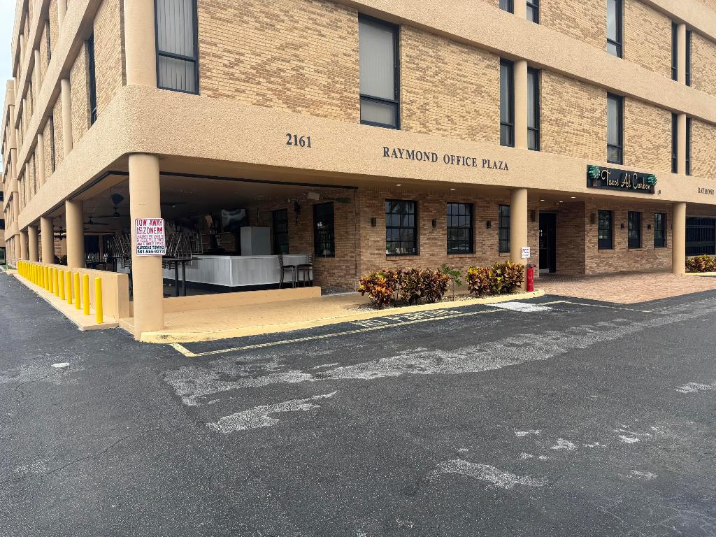 2161 Palm Beach Lakes Boulevard 105