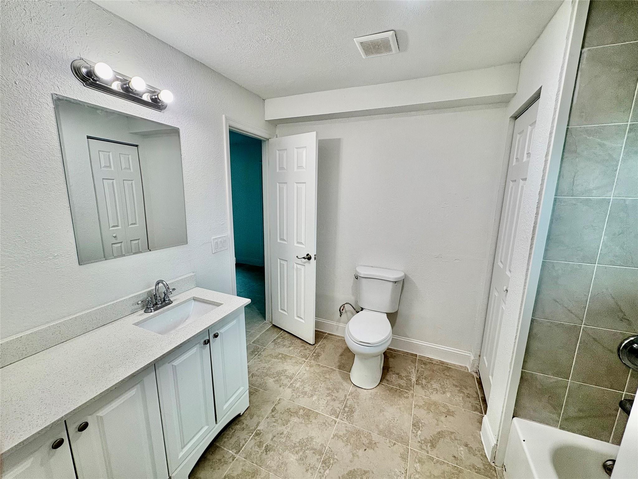 Melrose Park Sec 3 29-28 - Residential