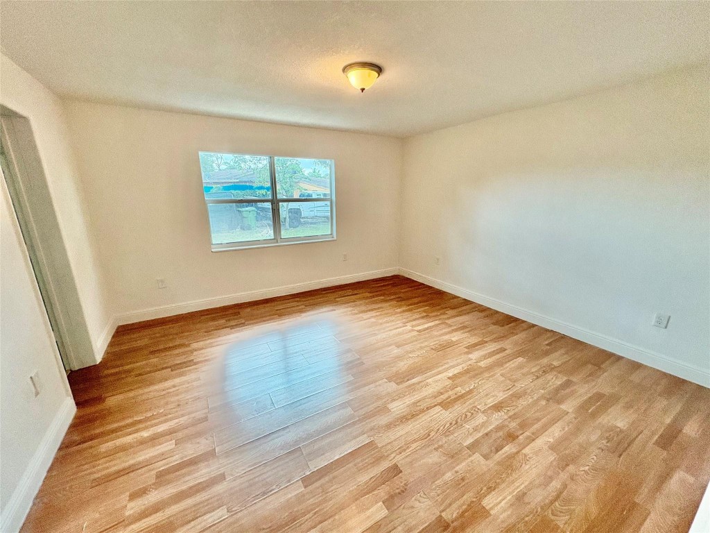 Melrose Park Sec 3 29-28 - Residential