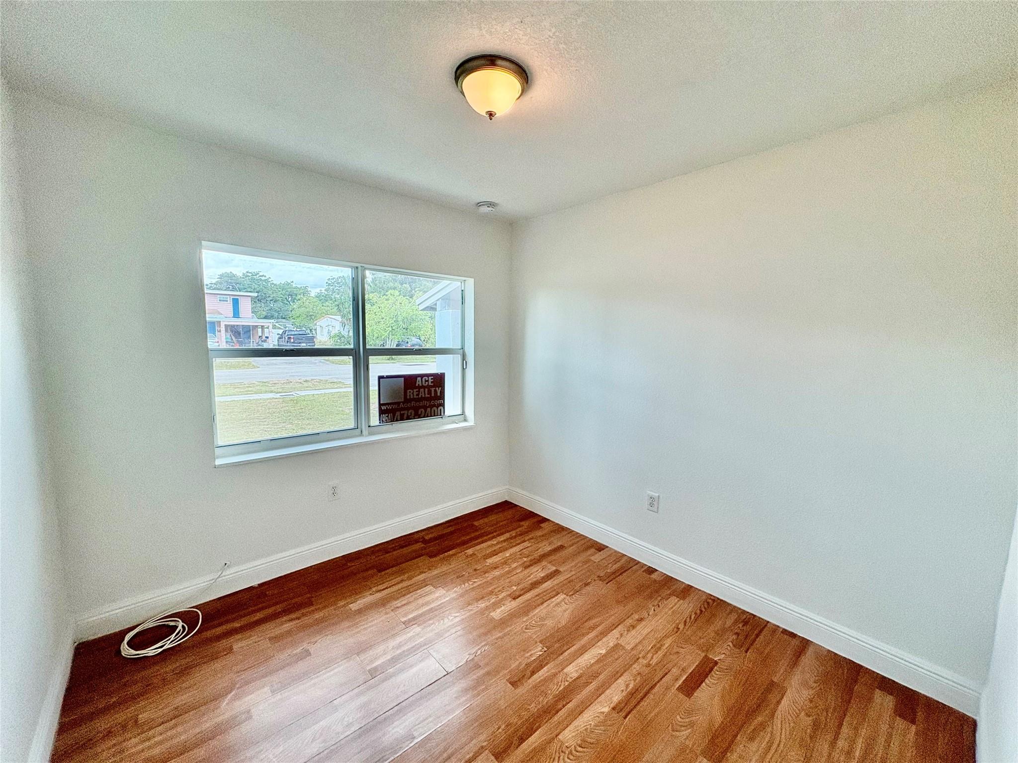 Melrose Park Sec 3 29-28 - Residential