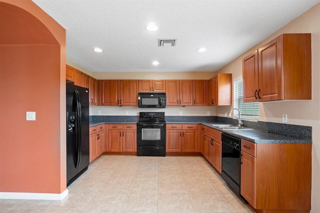 WATERWAYS TAHERI PUD - Residential