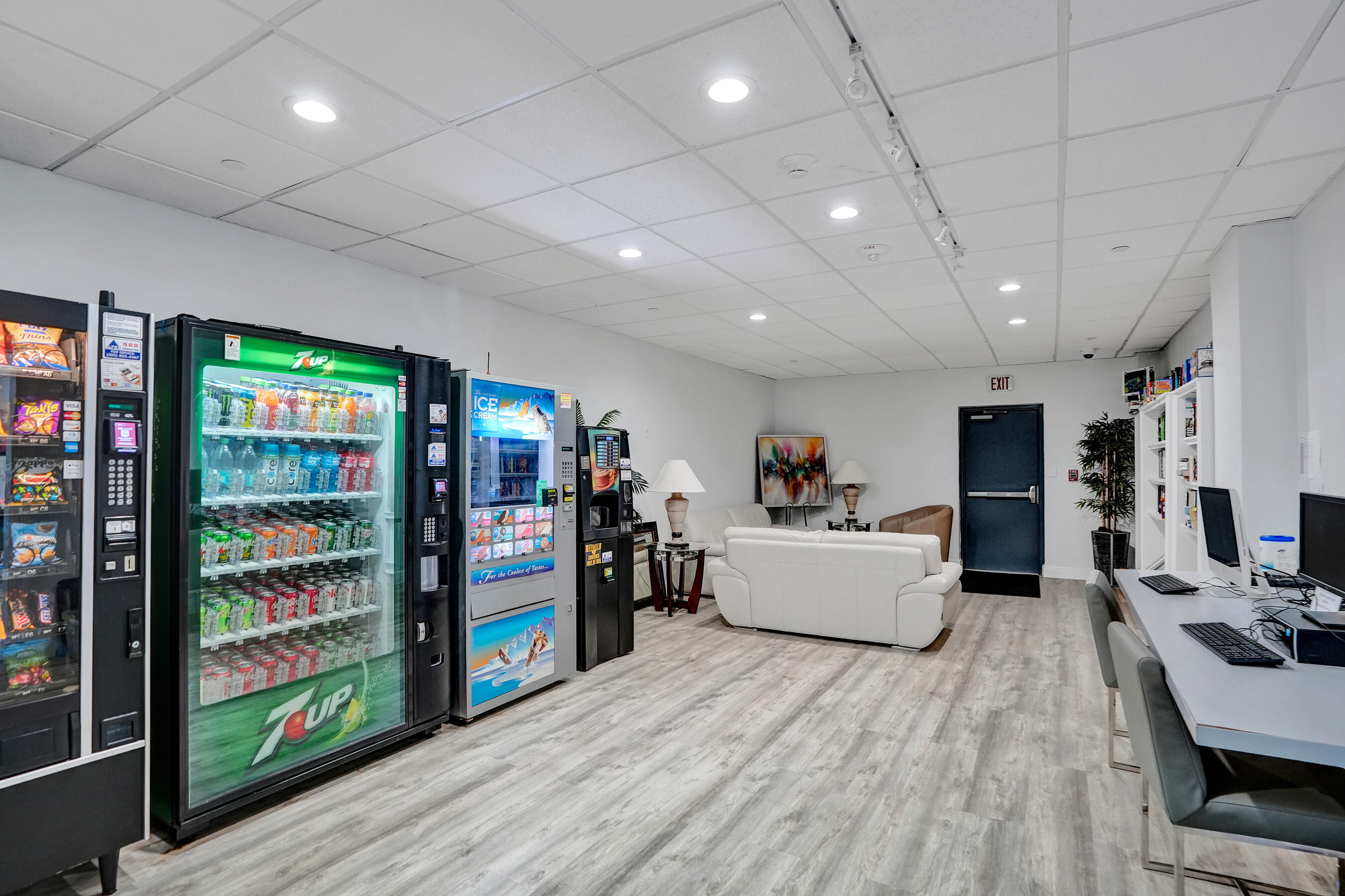 PARLIAMENT HOUSE CONDO - Residential