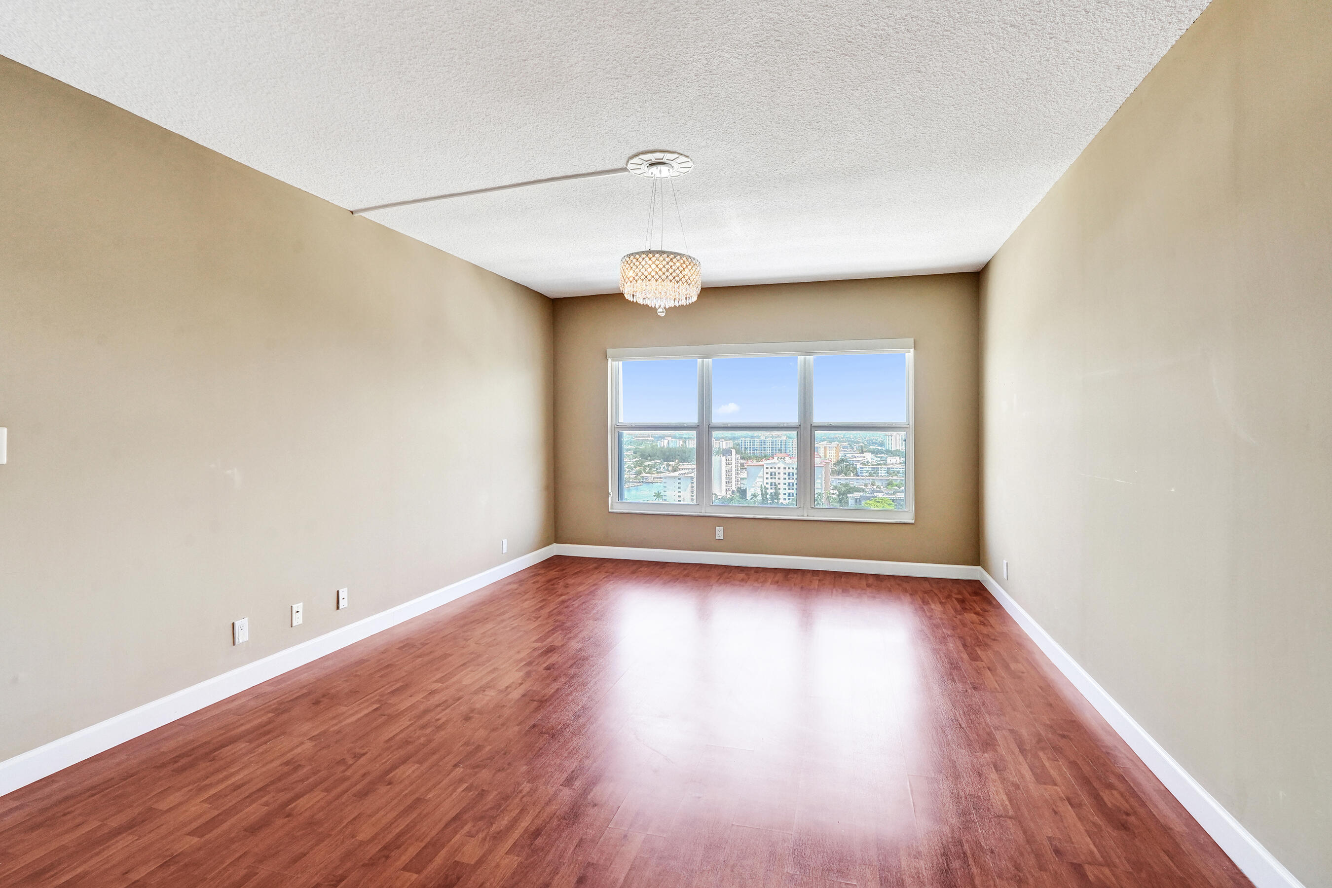 PARLIAMENT HOUSE CONDO - Residential
