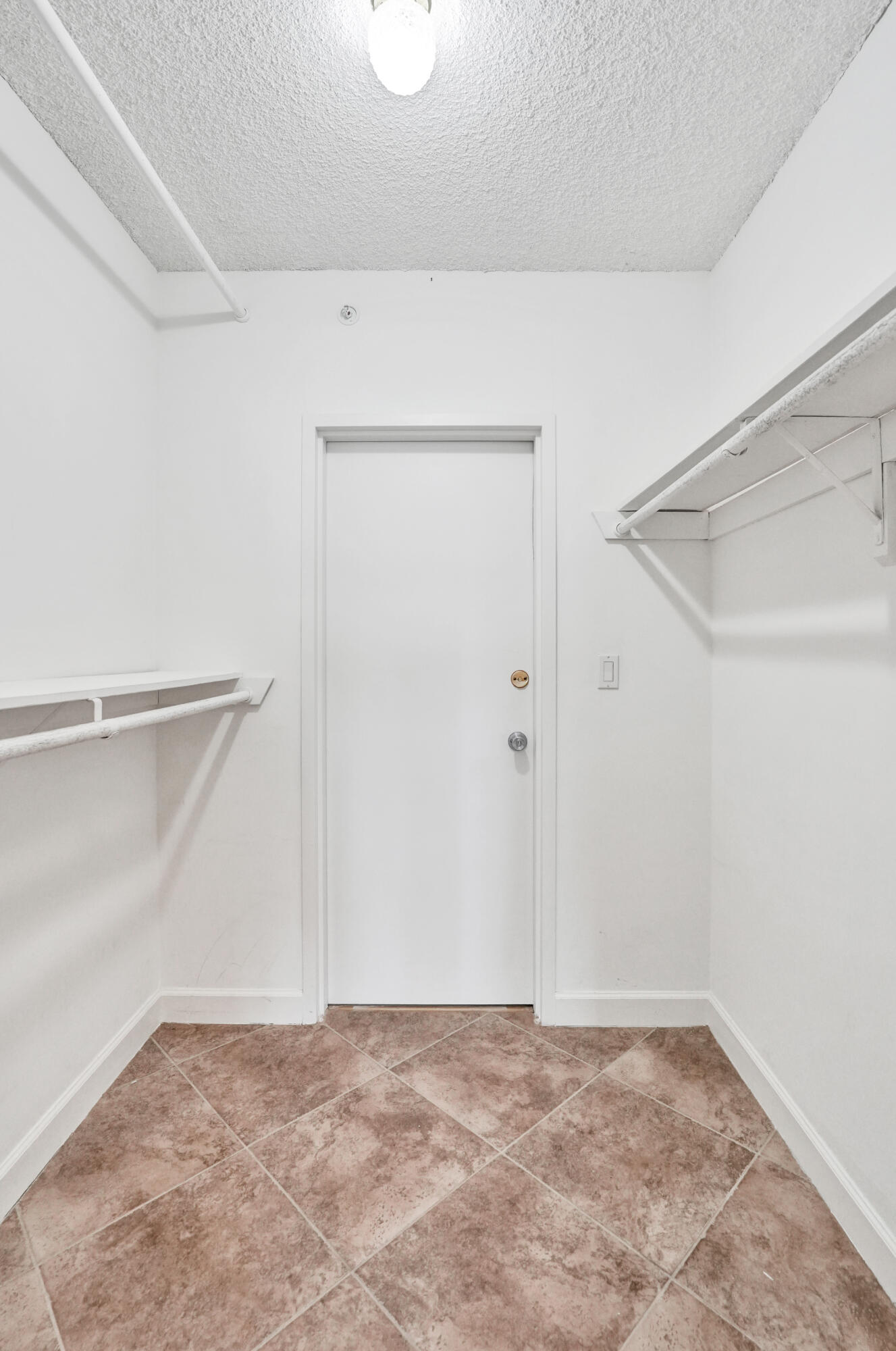 PARLIAMENT HOUSE CONDO - Residential