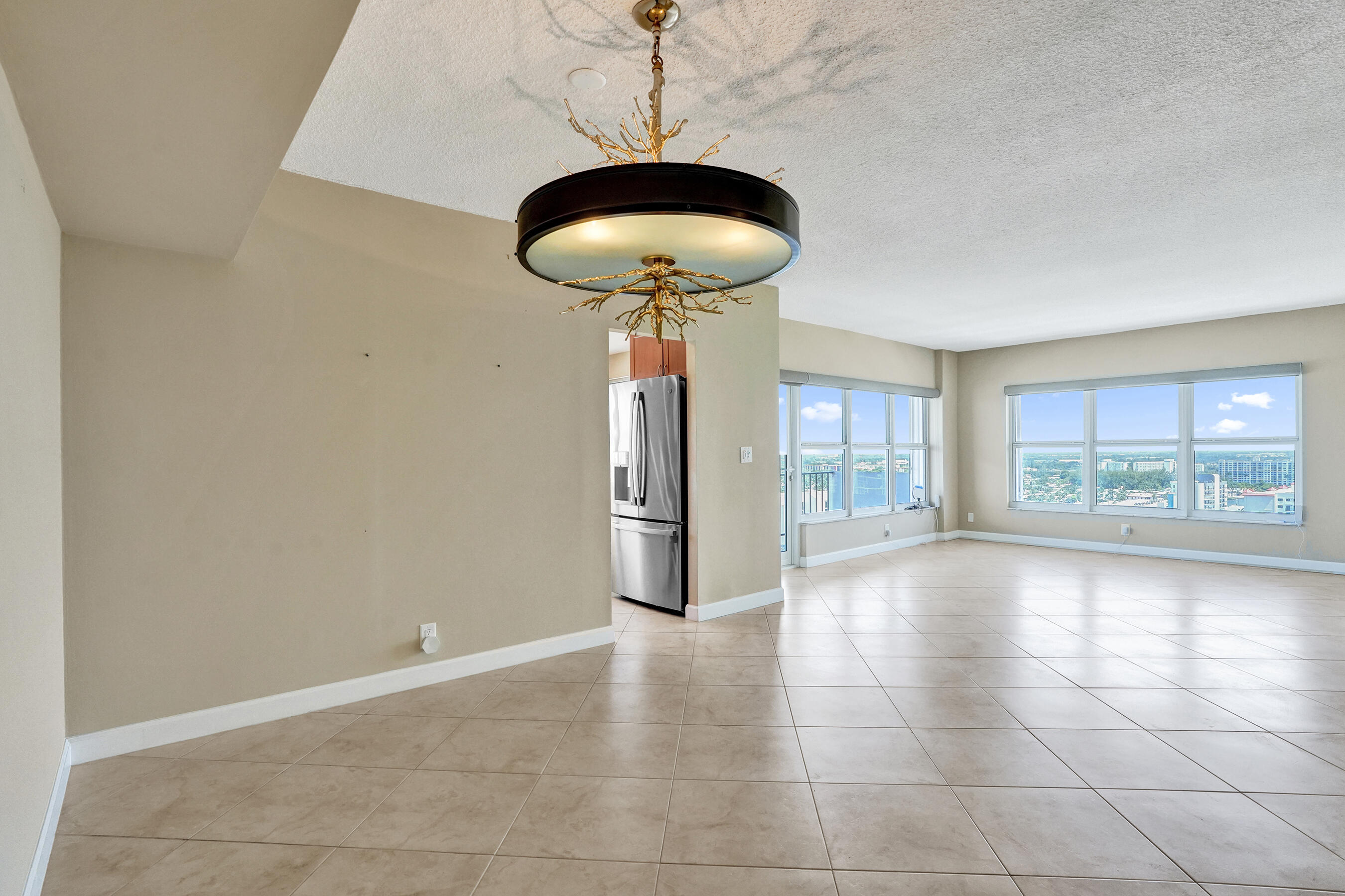 PARLIAMENT HOUSE CONDO - Residential