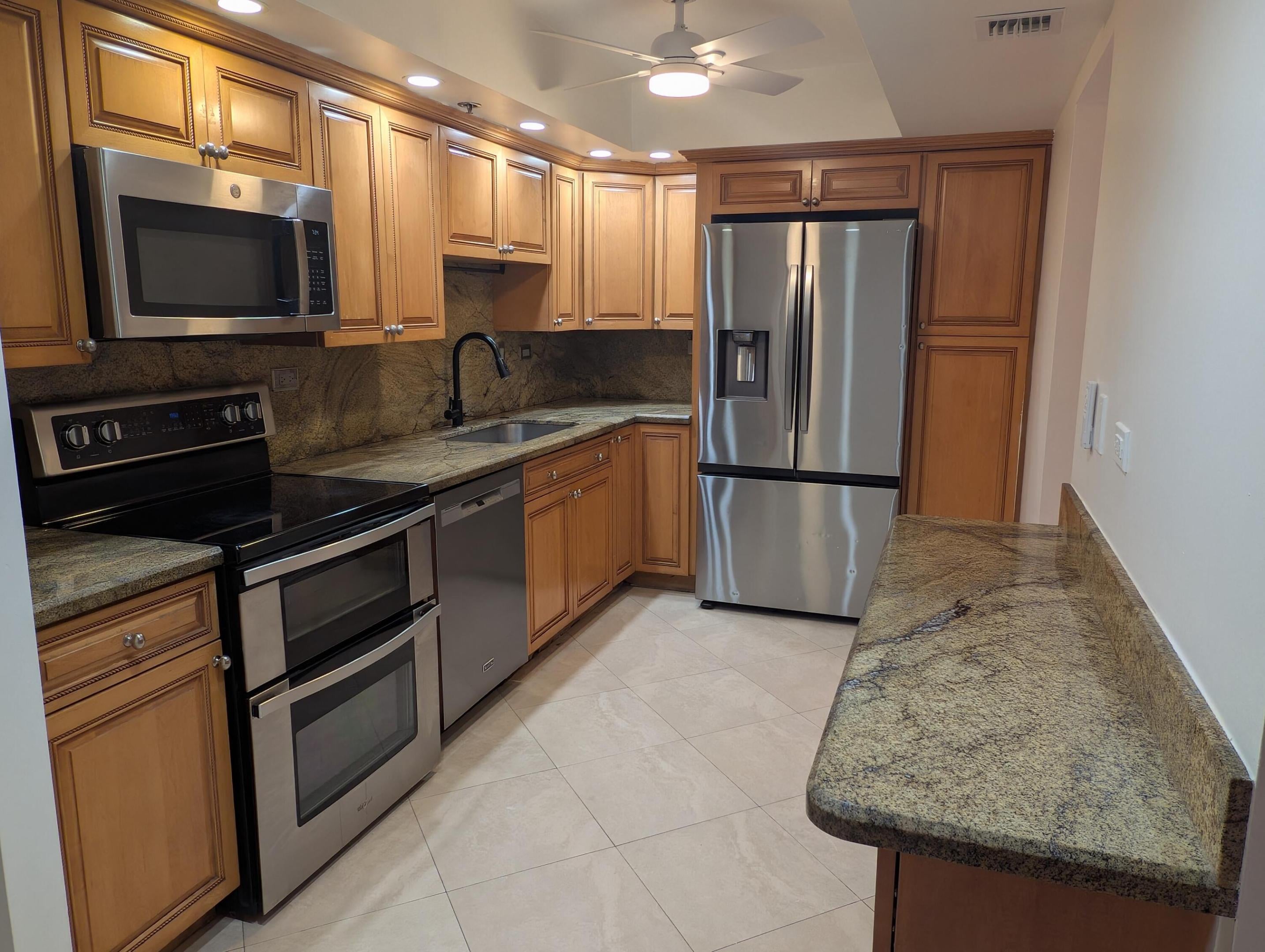 20225 NE 34TH Court 217