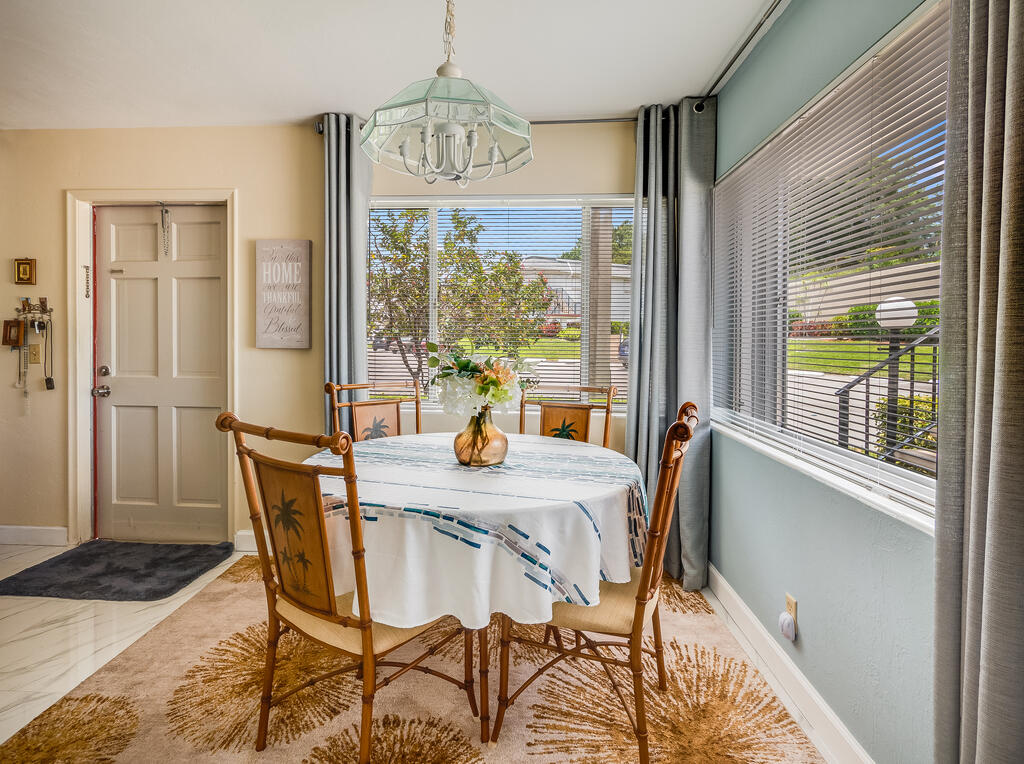 MURRY HILLS APT BLDG CONDO - Residential