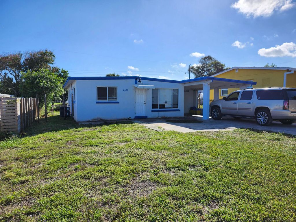Photo of 1102 James Road, Lake Worth, FL 33462 (MLS # R11060050)