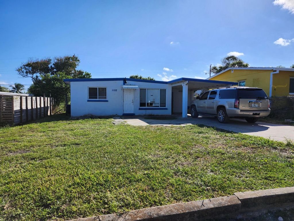 Photo of 1102 James Road, Lake Worth, FL 33462 (MLS # R11060050)