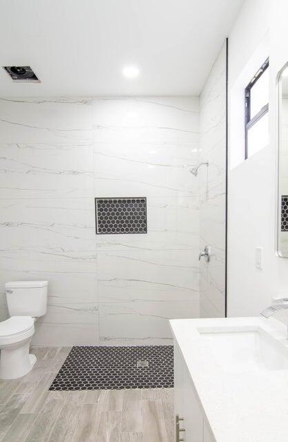 PORT CHARLOTTE SEC 93 - Residential Lease