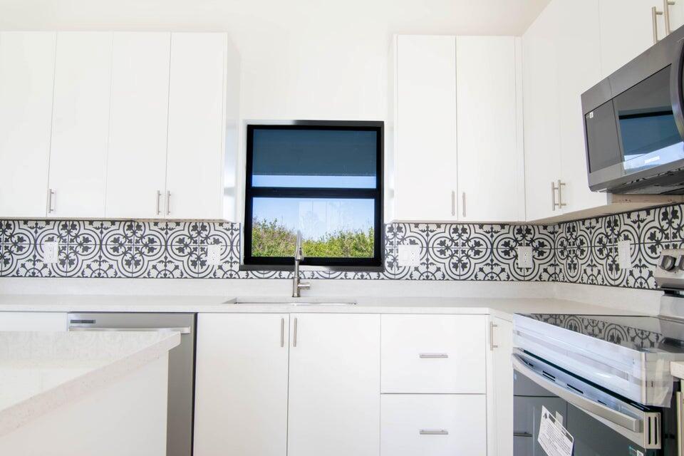 PORT CHARLOTTE SEC 93 - Residential Lease