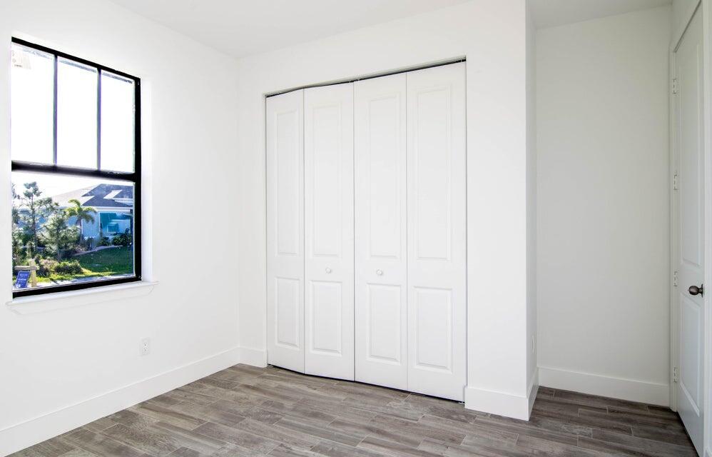 PORT CHARLOTTE SEC 93 - Residential Lease