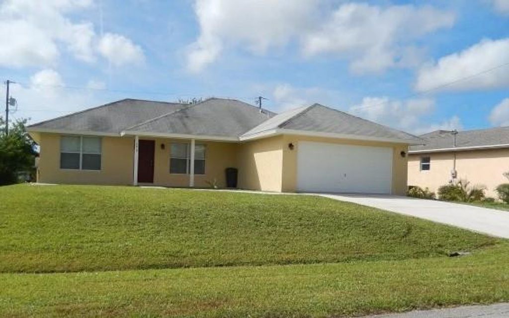 Photo of 573 NW Turton Terrace, Port Saint Lucie, FL 34983 (MLS # F10461641)