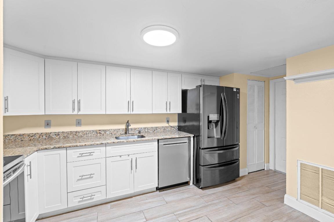 WOODGLEN CONDO - Residential