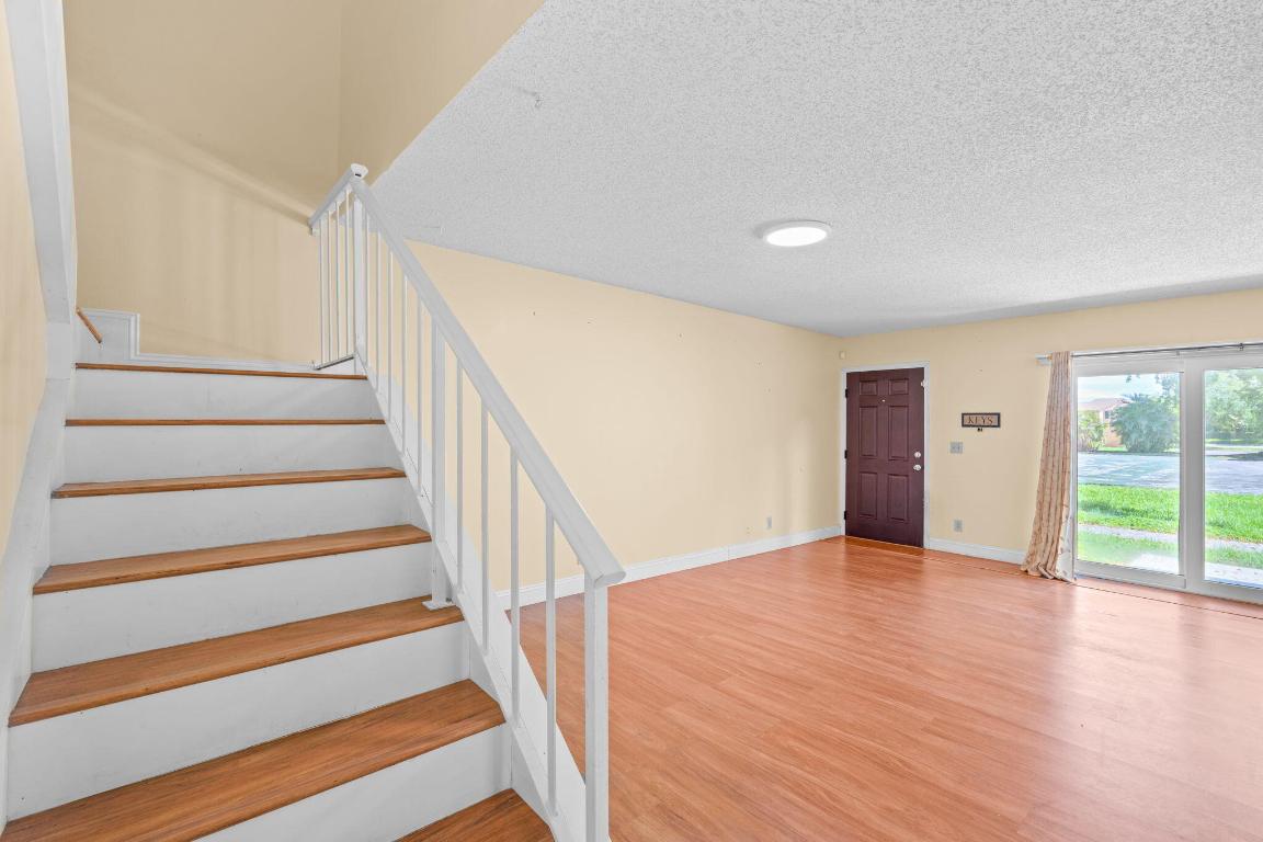 WOODGLEN CONDO - Residential