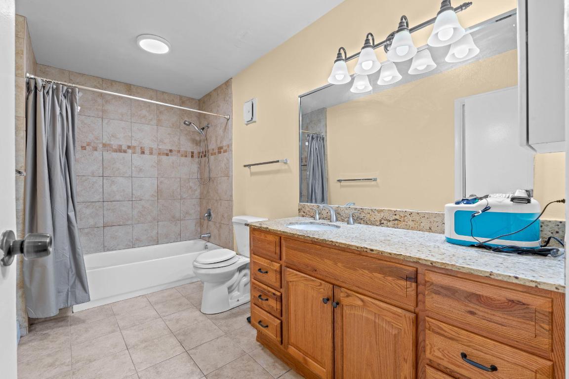 WOODGLEN CONDO - Residential