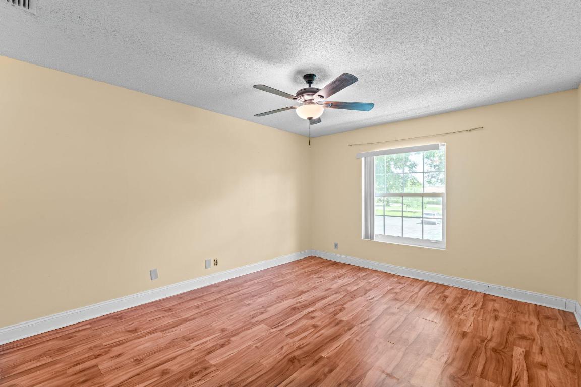 WOODGLEN CONDO - Residential