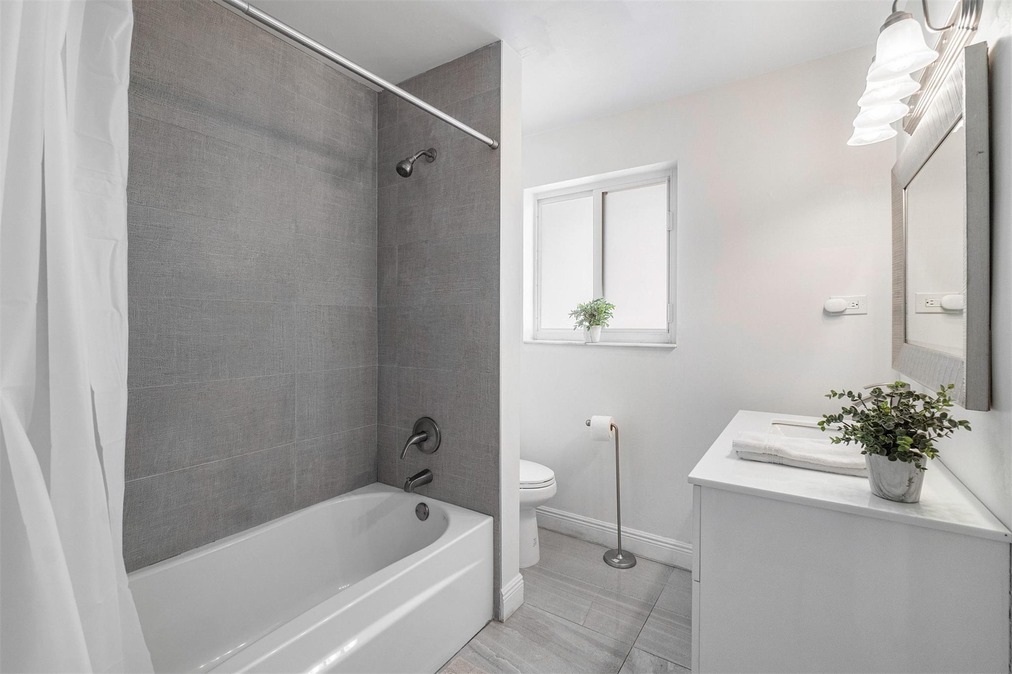 Coral Shores 30-44 B - Residential