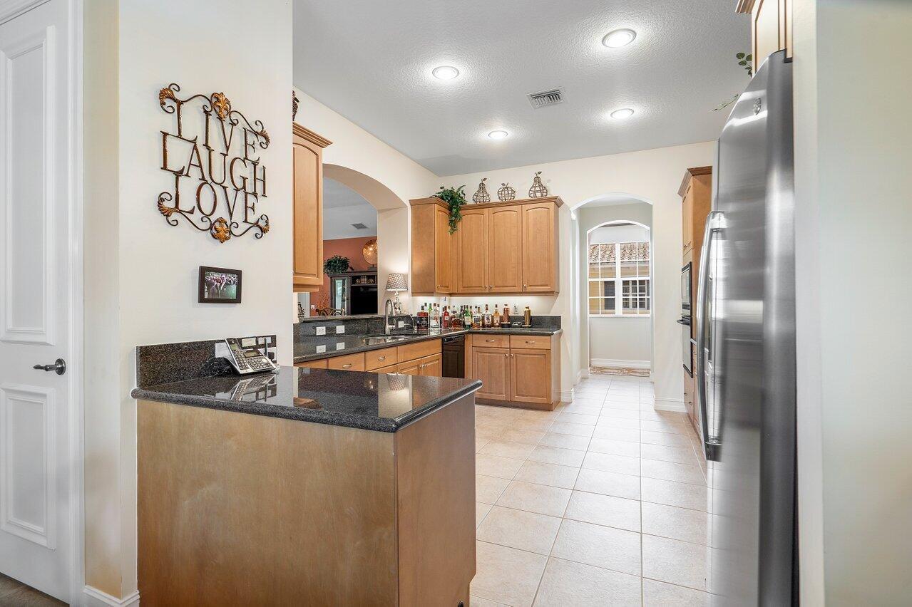 CHAMBORD AT FRENCHMANS RESERVE CONDO - Residential