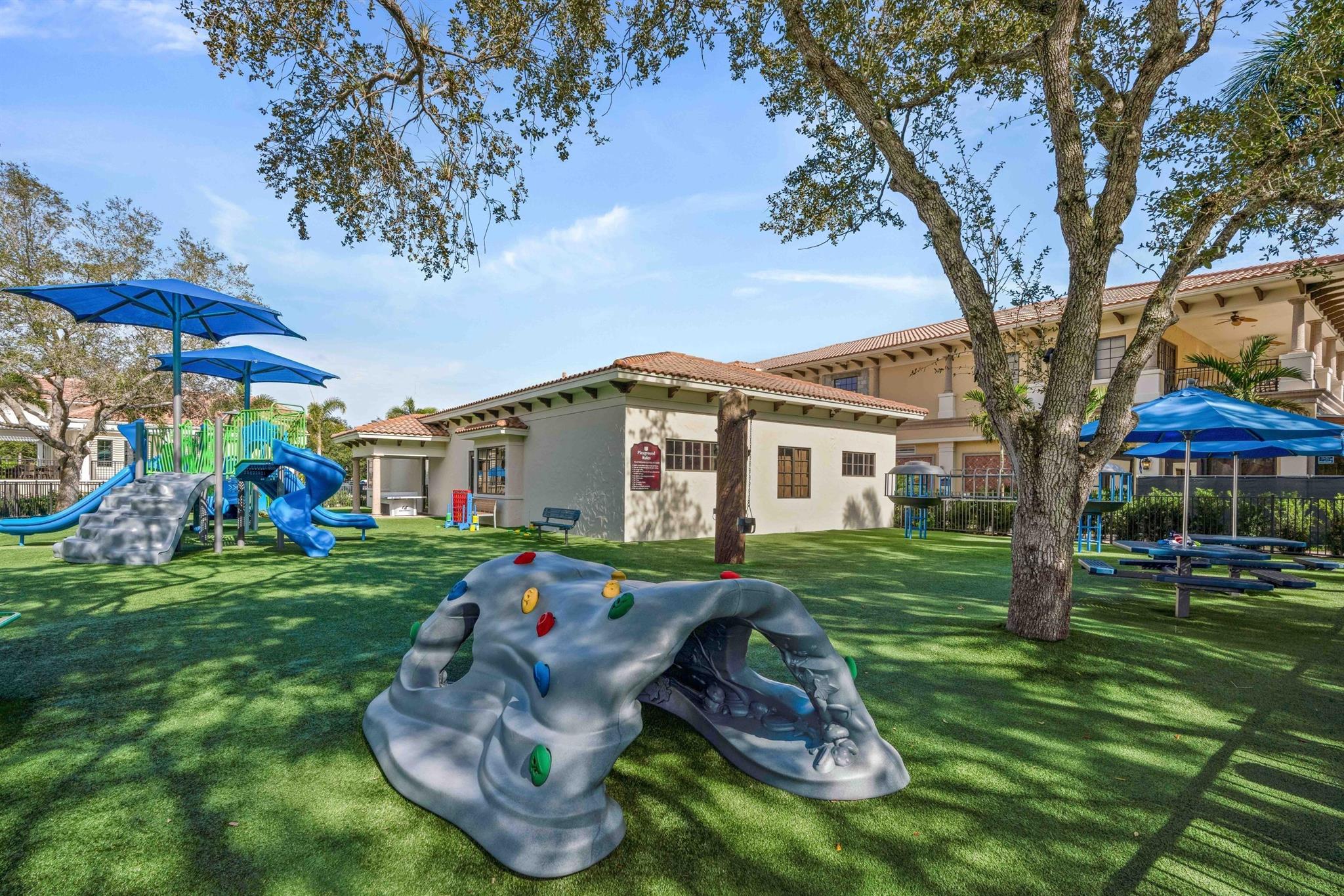 CHAMBORD AT FRENCHMANS RESERVE CONDO - Residential