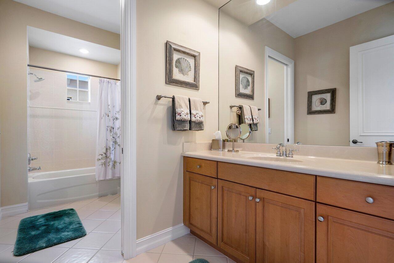 CHAMBORD AT FRENCHMANS RESERVE CONDO - Residential