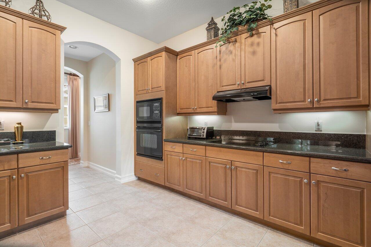 CHAMBORD AT FRENCHMANS RESERVE CONDO - Residential