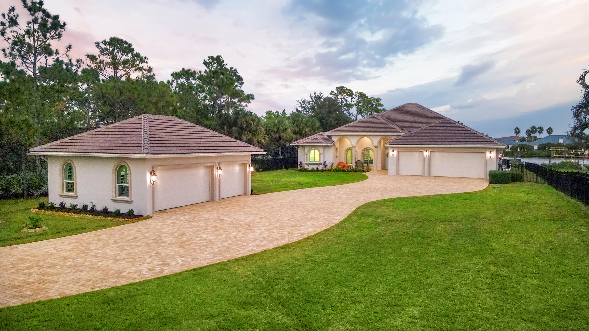 Vikings Lookout - Residential